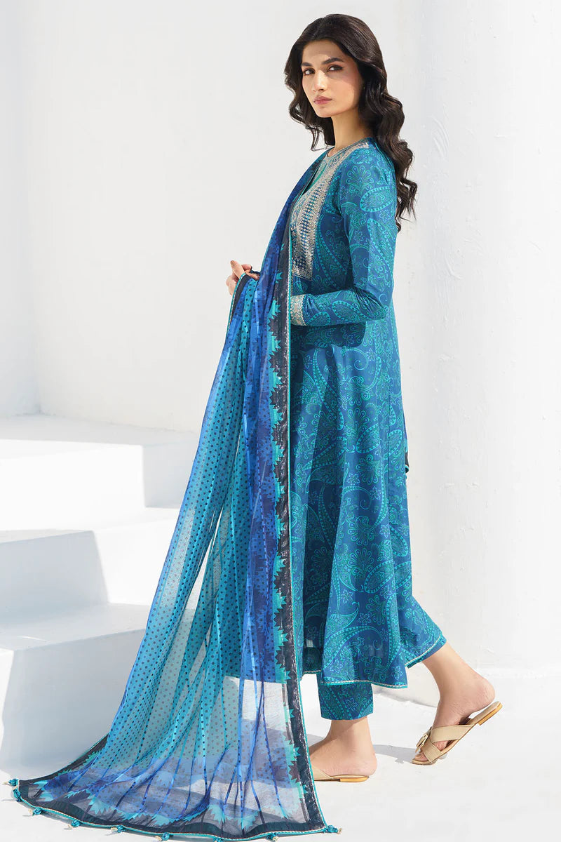 Embroidered Lawn USE-9017