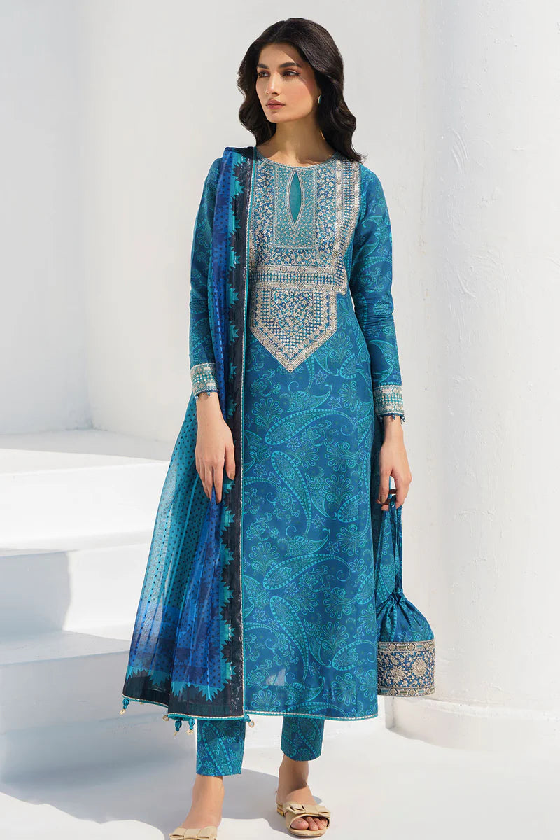 Embroidered Lawn USE-9017