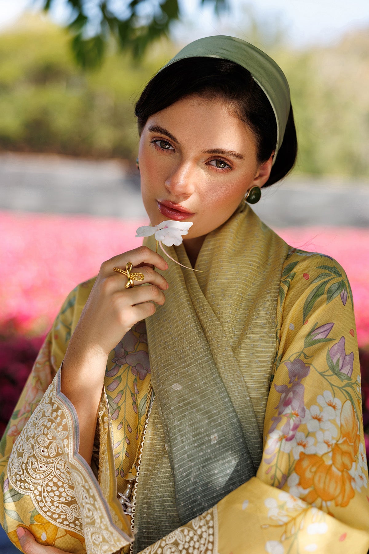 EMBROIDERED LAWN USE-9299