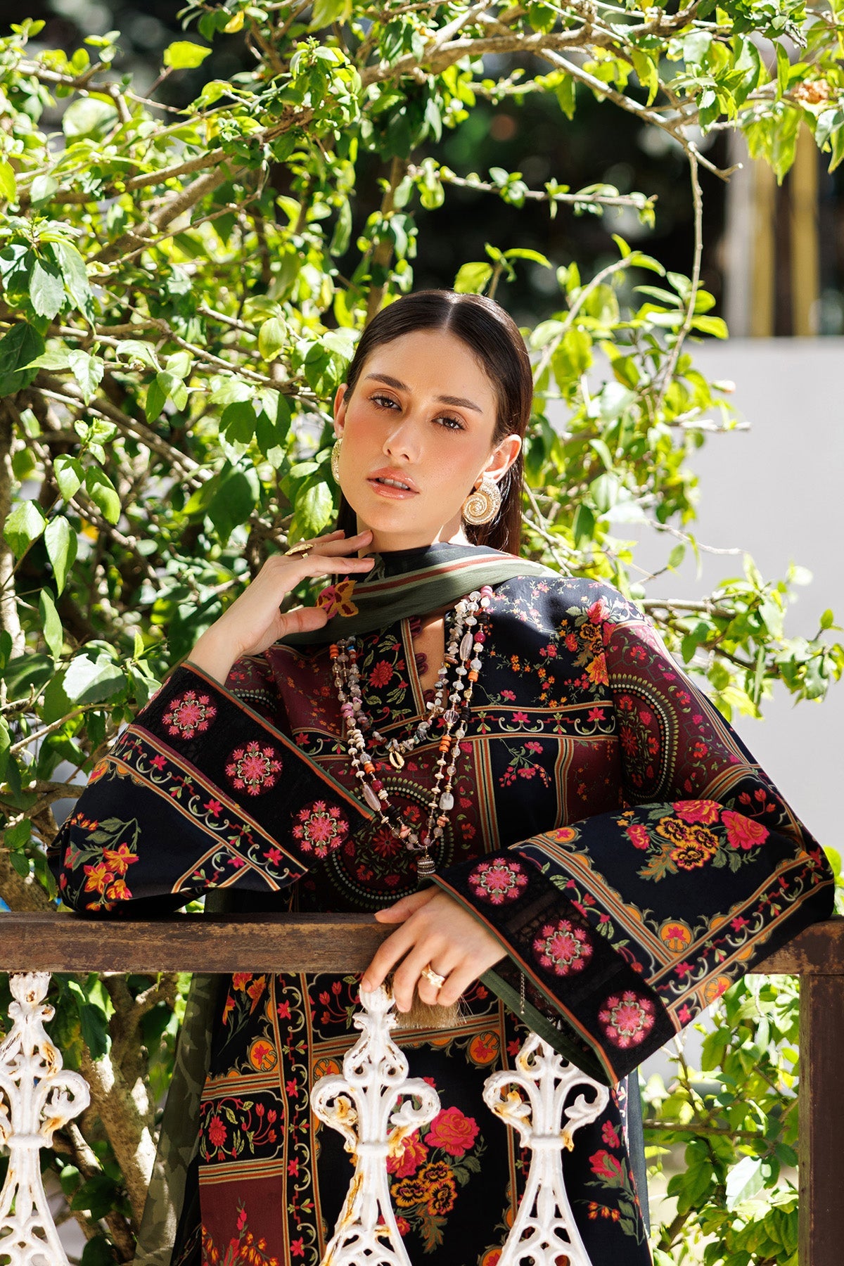 EMBROIDERED LAWN USE-9308