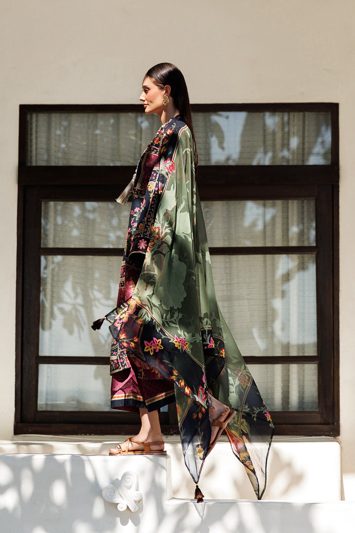 EMBROIDERED LAWN USE-9308