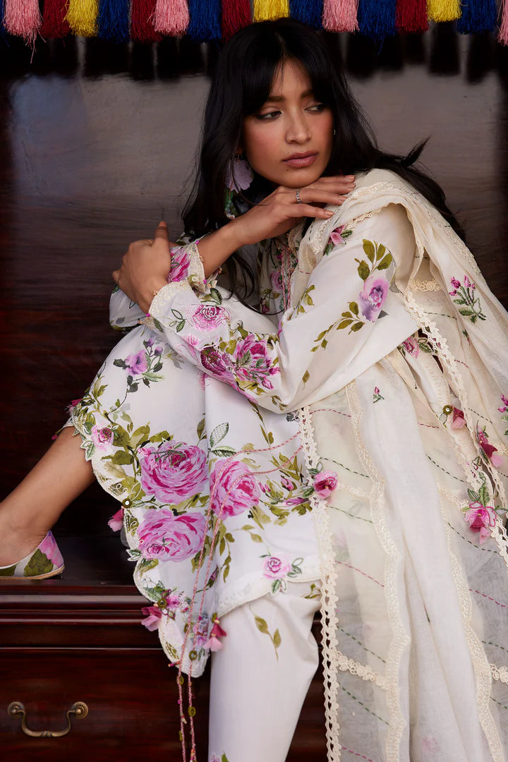 FĚN YÌ 粉意 (ZL26-11 B)